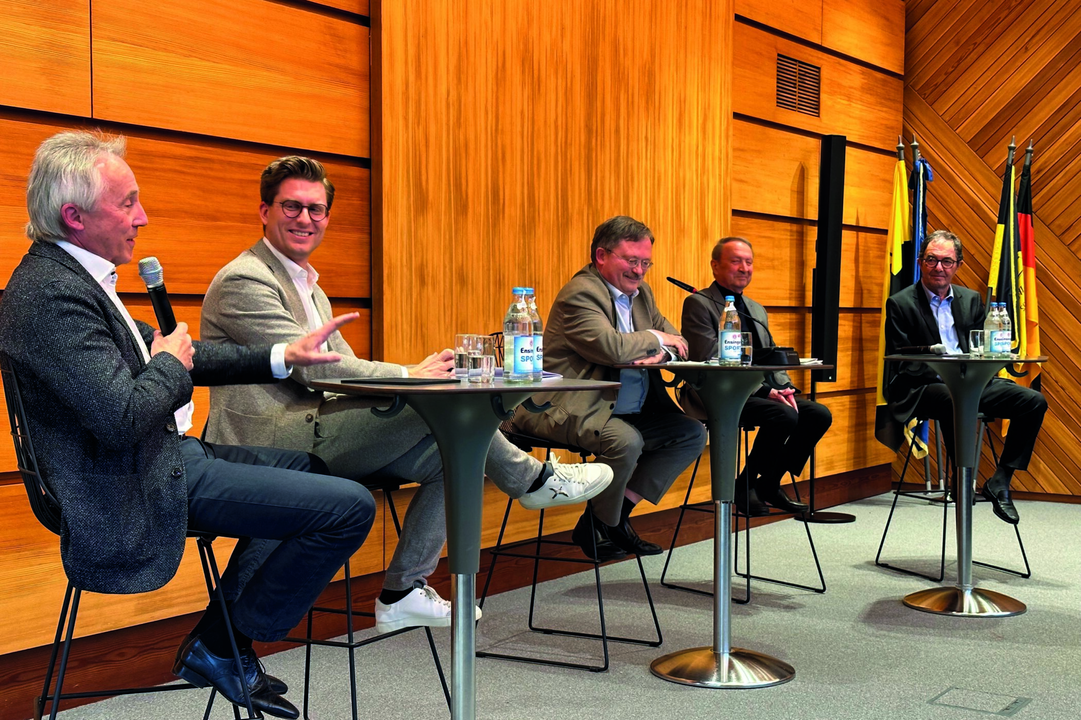 Rainer Haas, Dirk Oestringer, Klaus Herrmann, Albrecht Sellner und Erwin Staudt (von links).