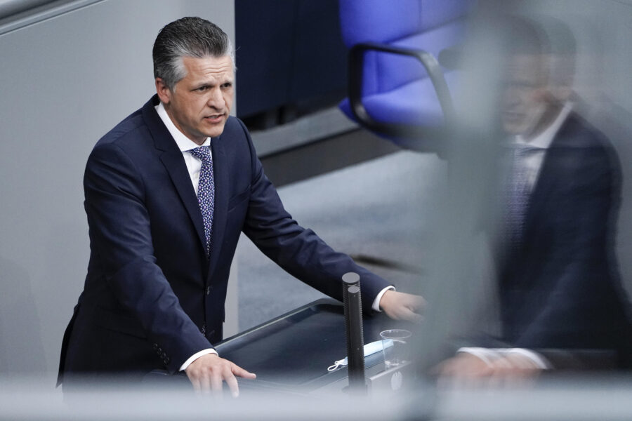 Aktuell, 07.09.2021, Berlin, Thorsten Frei im Portrait bei seiner Rede Sondervermögen "Aufbauhilfe 2021" bei der 239. Sitzung des Deutschen Bundestag in Berlin