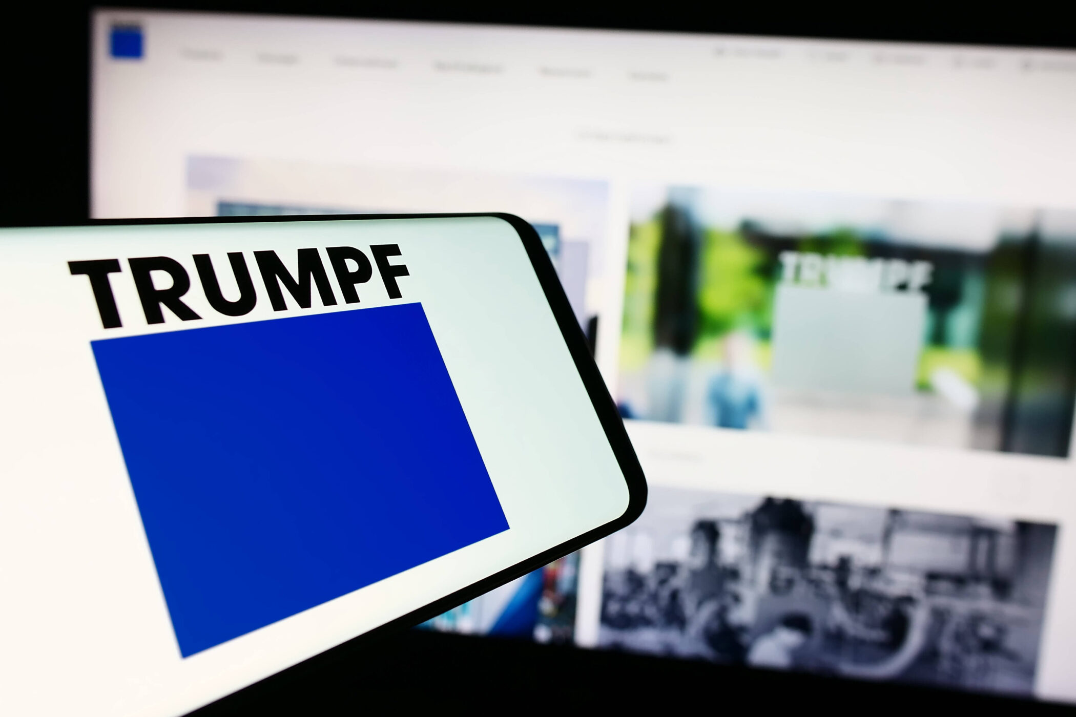 Maschinenbauer und Laserspezialist Trumpf gibt bekannt, seine Technologien künftig auch der Rüstungsindustrie zur Verfügung zu stellen.